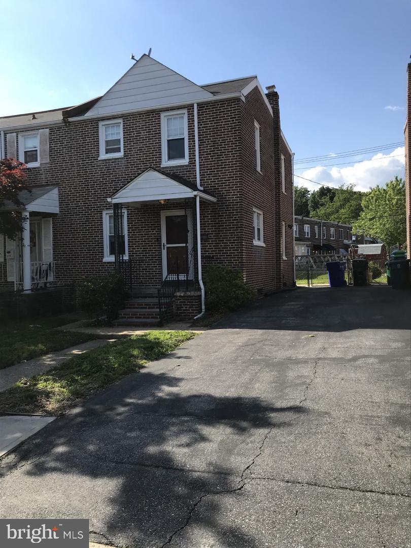 1117 Coyne Place - Photo 1