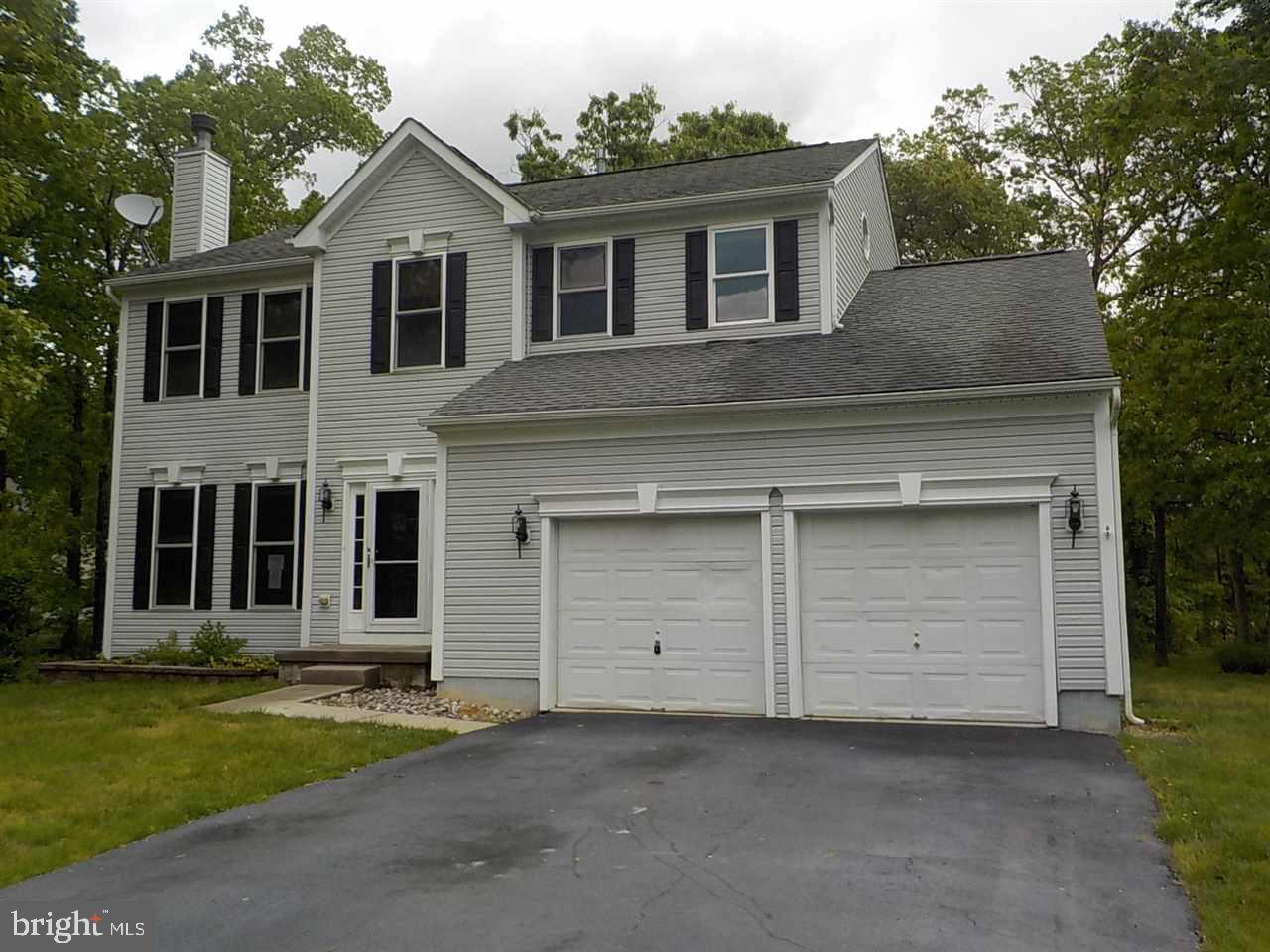 628 Forsythia Drive - Photo 1