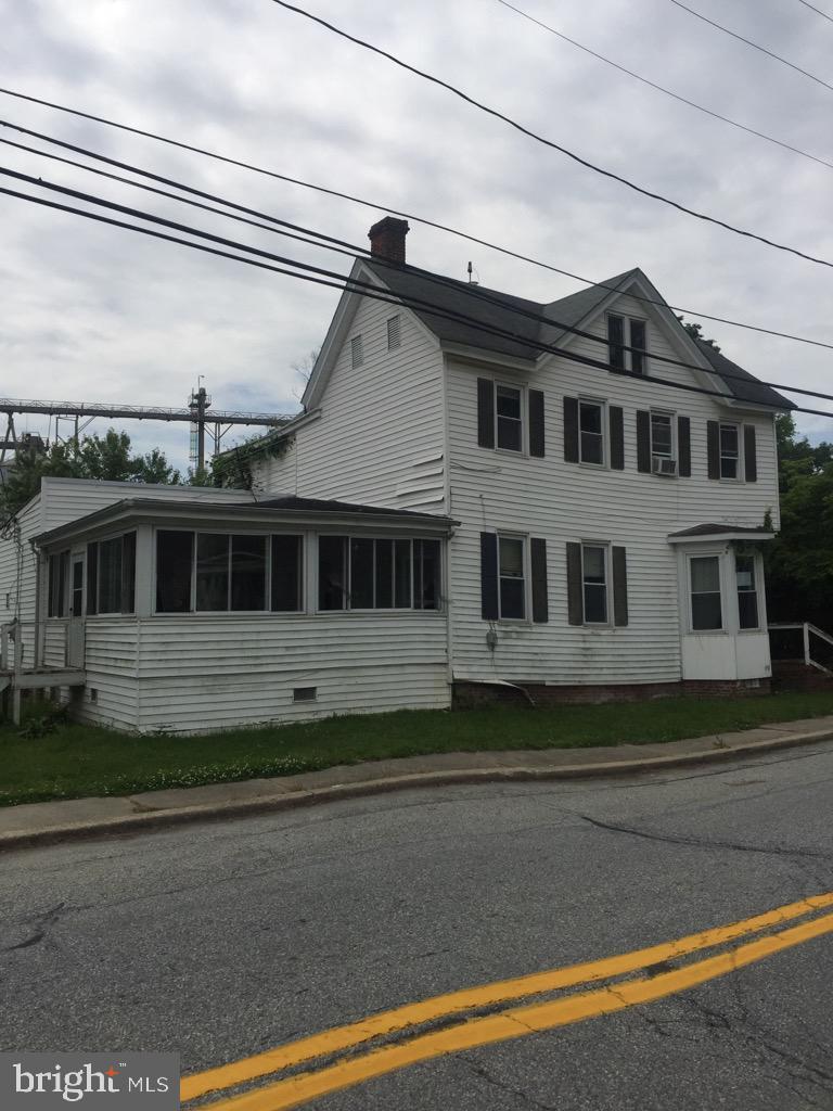 618 Commerce Street - Photo 1