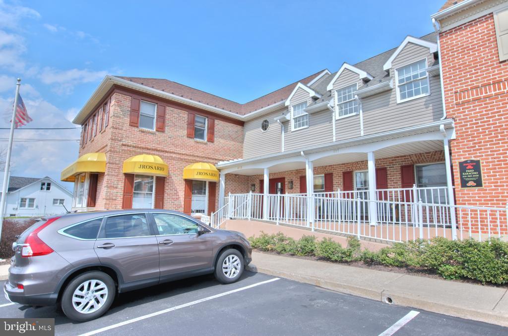 411 State Avenue - Photo 1