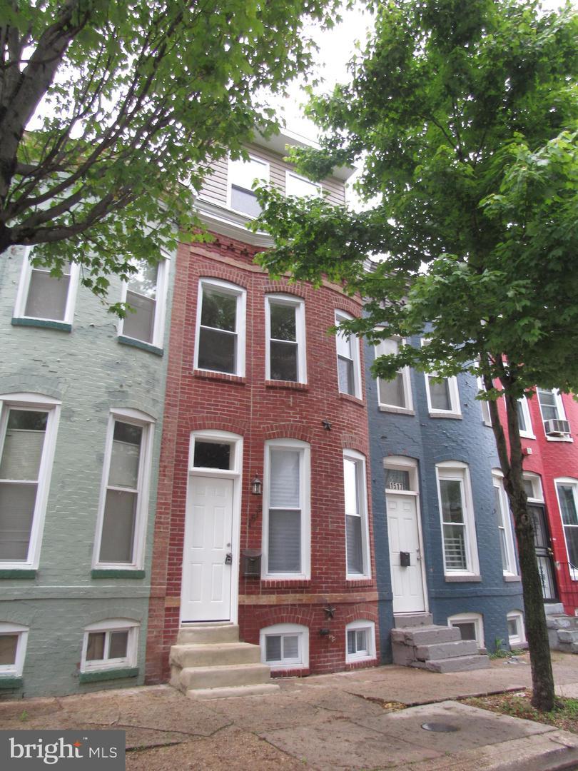 1519 Barclay Street - Photo 1