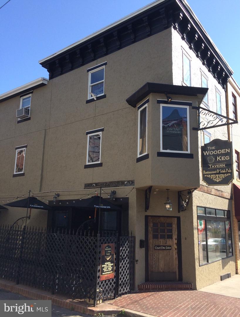 112 Norwegian Street - Photo 1