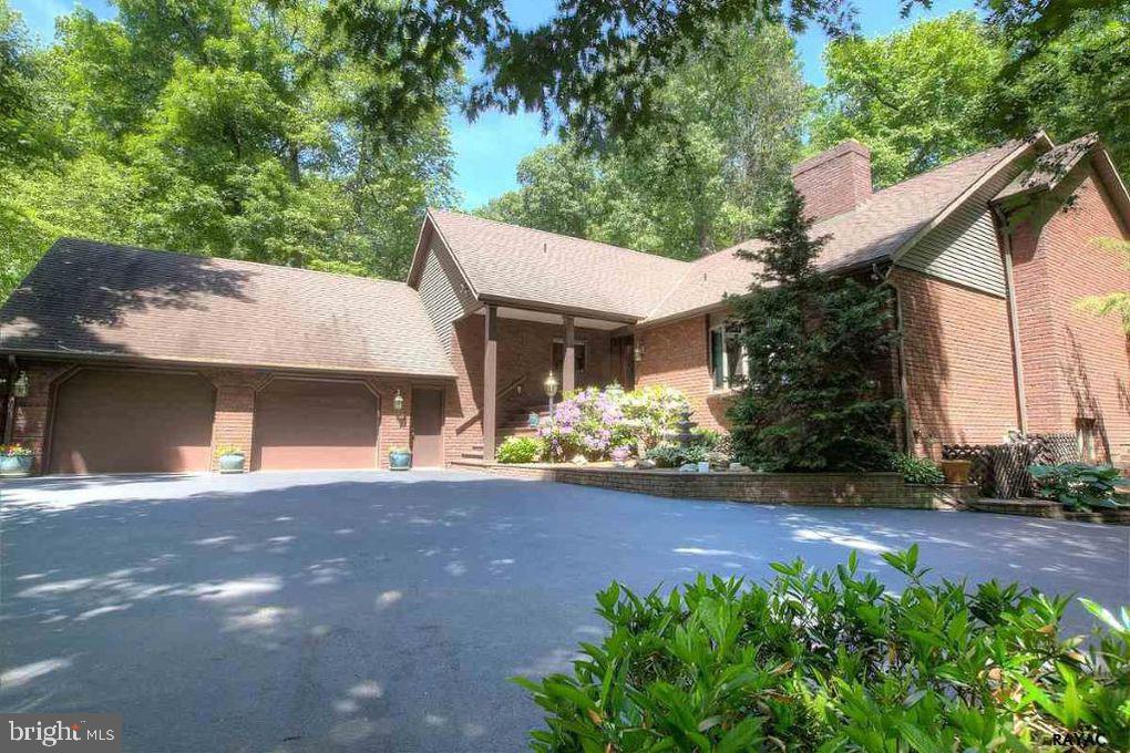 3675 Springetts Drive - Photo 1
