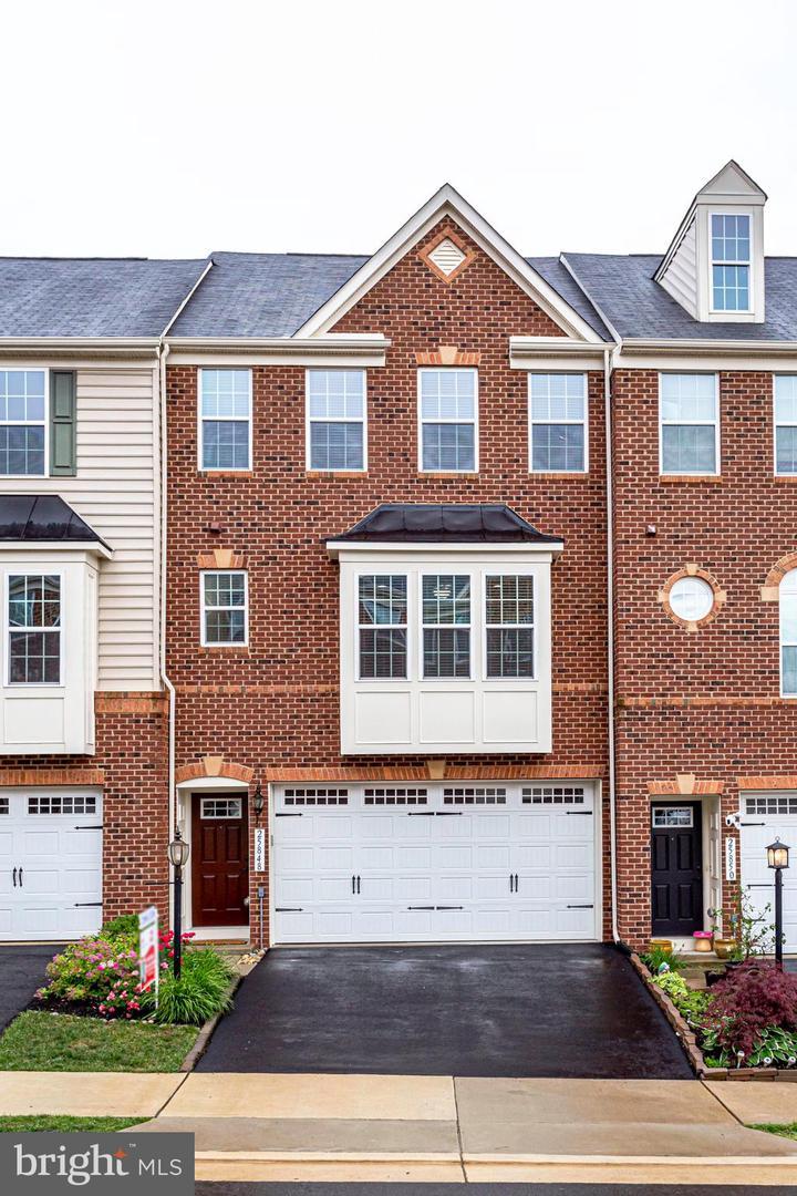 25848 Clairmont Manor Square - Photo 1
