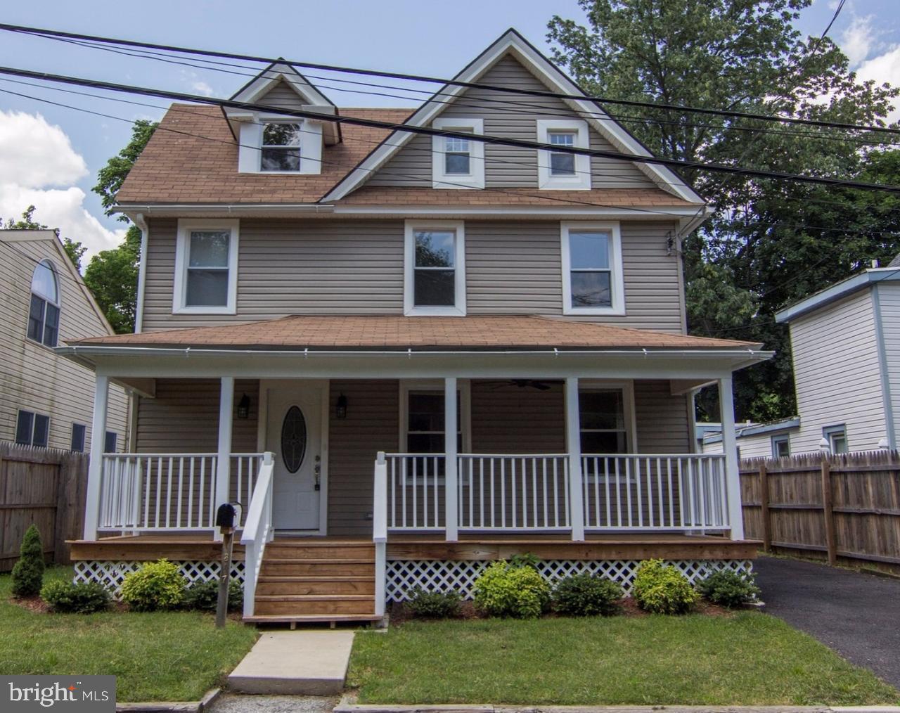317 Walnut Street - Photo 1