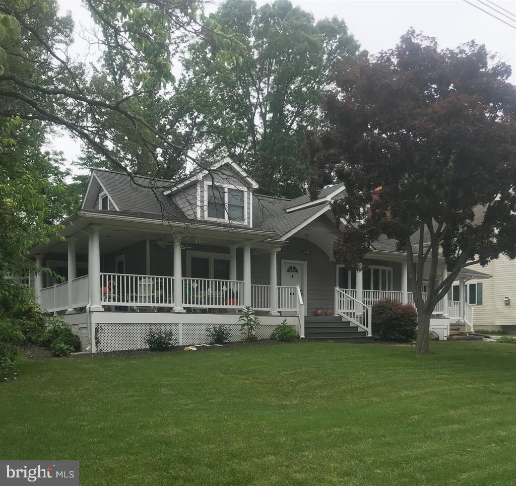 1043 Sun Valley Drive - Photo 1
