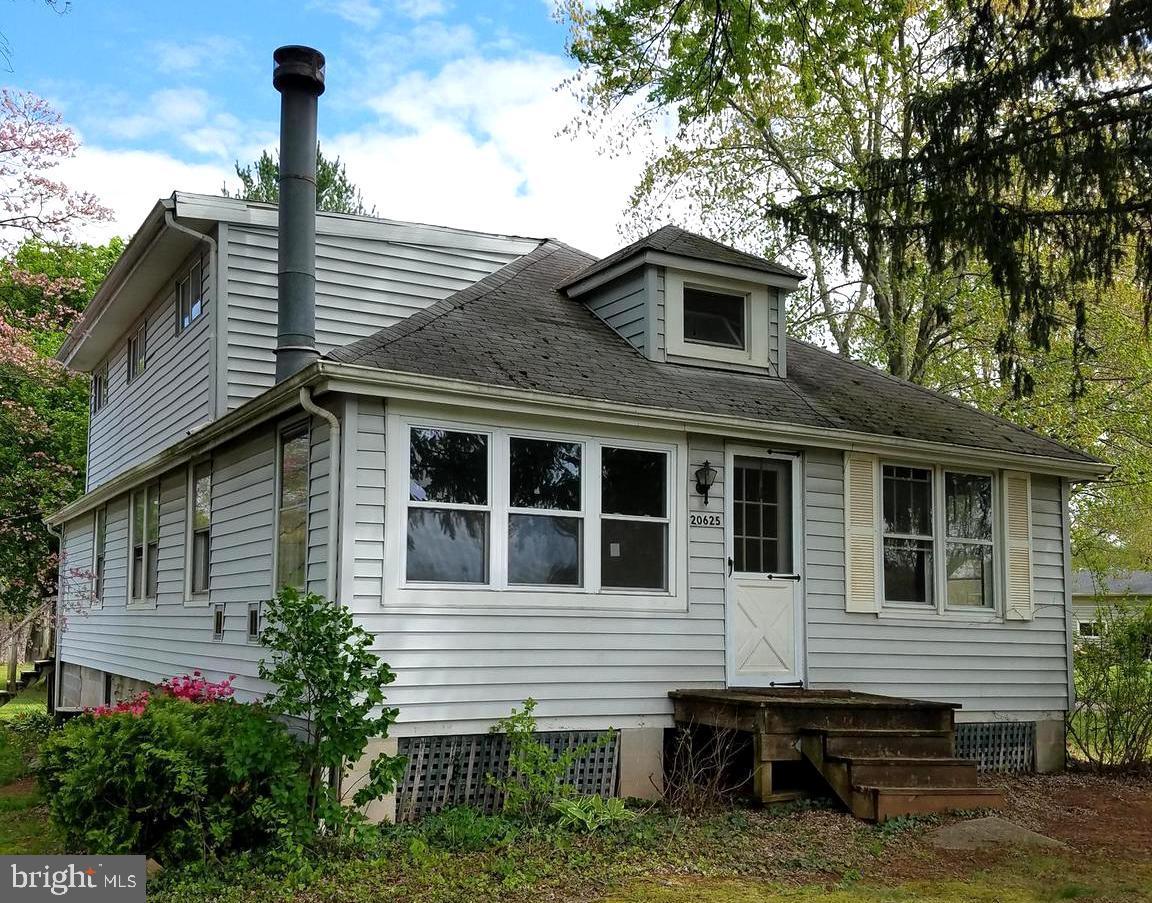 20625 Whites Ferry Road - Photo 1