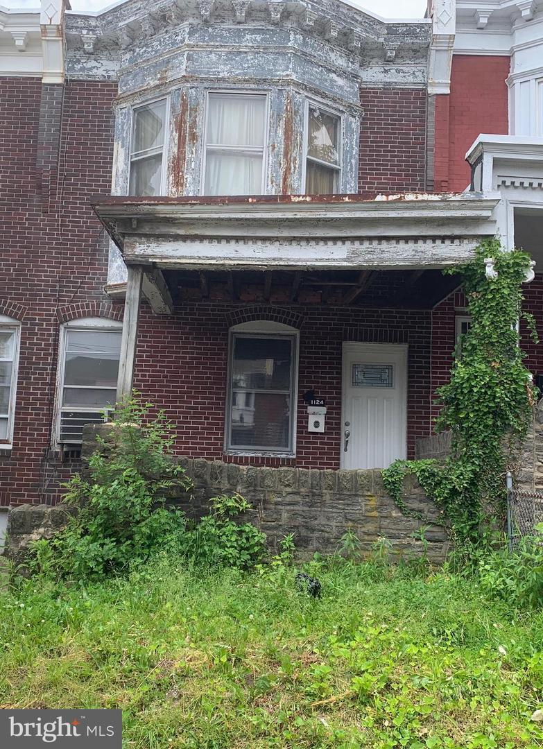 1124 Somerville Avenue - Photo 1