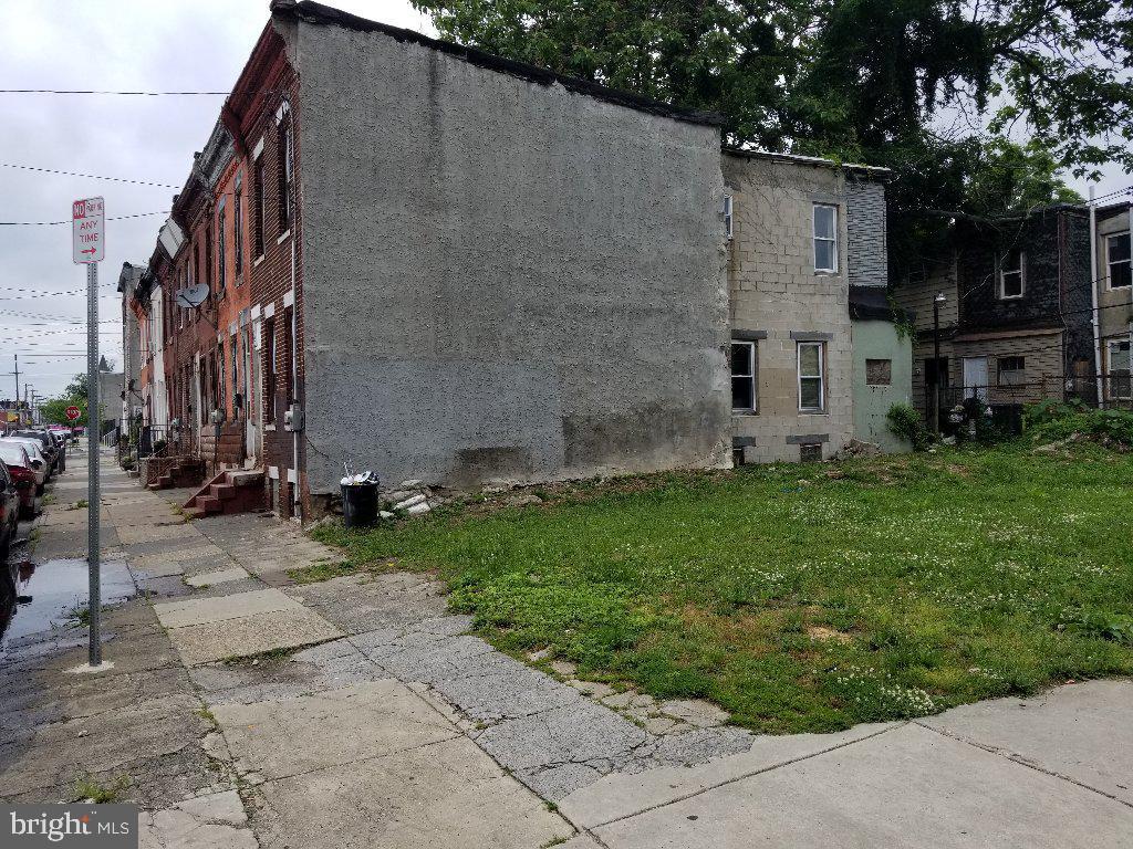 1301-09 W Clearfield St - Photo 1