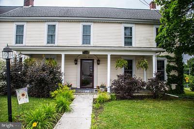 7368 Lincoln Way - Photo 1