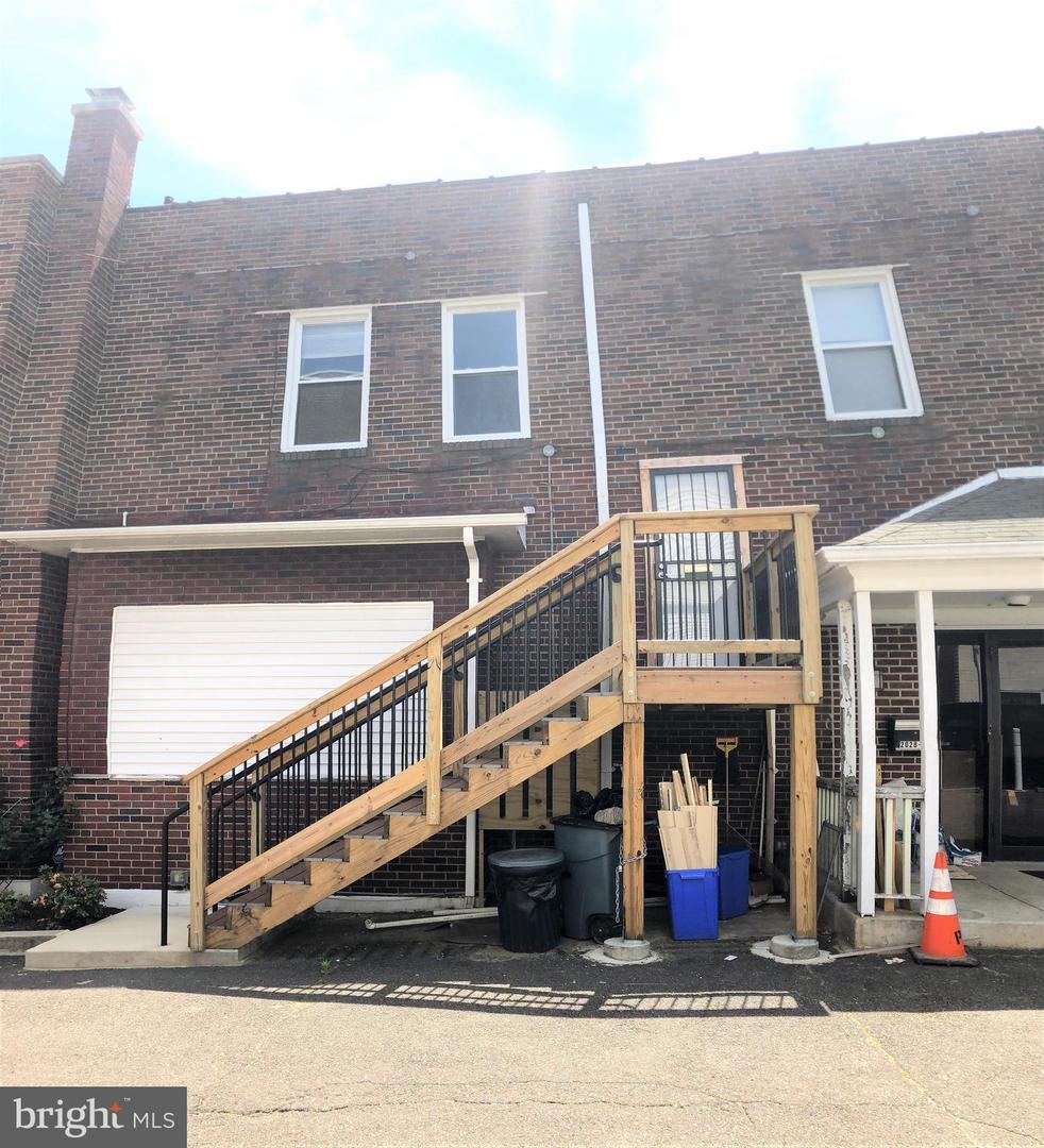 2032-34 Allegheny Avenue - Photo 1
