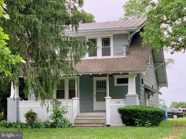 1918 Landis Avenue - Photo 1