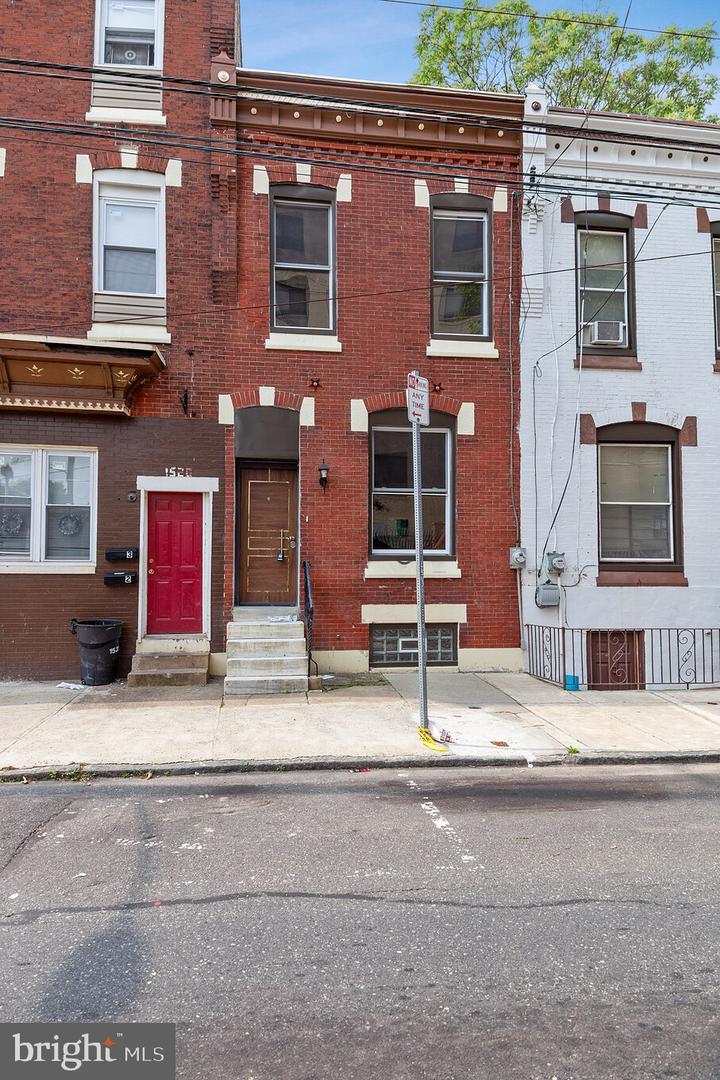 1522 Tioga Street - Photo 1