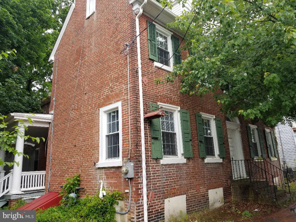 279 Broadway - Photo 1