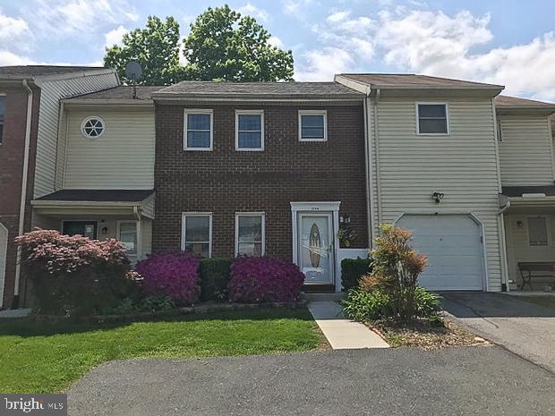 1104 Ridge Drive - Photo 1