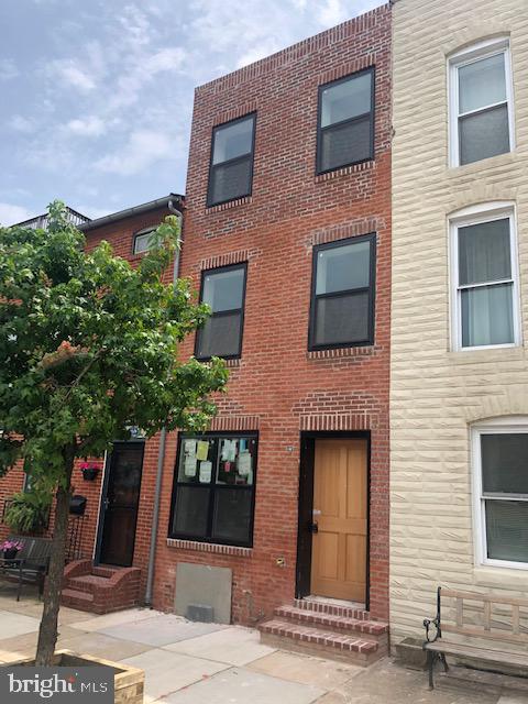 2037 Gough Street - Photo 1