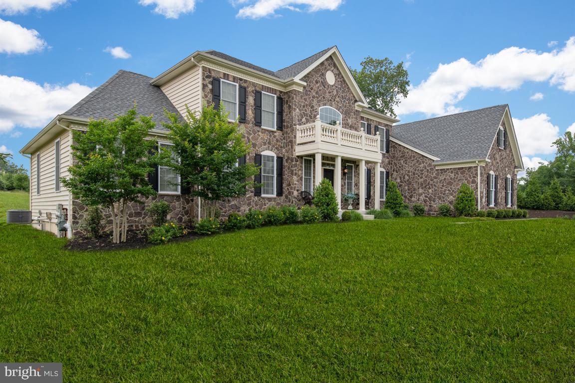 2203 Cedarknoll Court - Photo 1