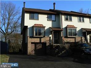 3983 Gloucester Court - Photo 1