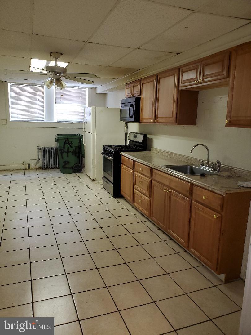 2937 Eastern Avenue - Photo 1