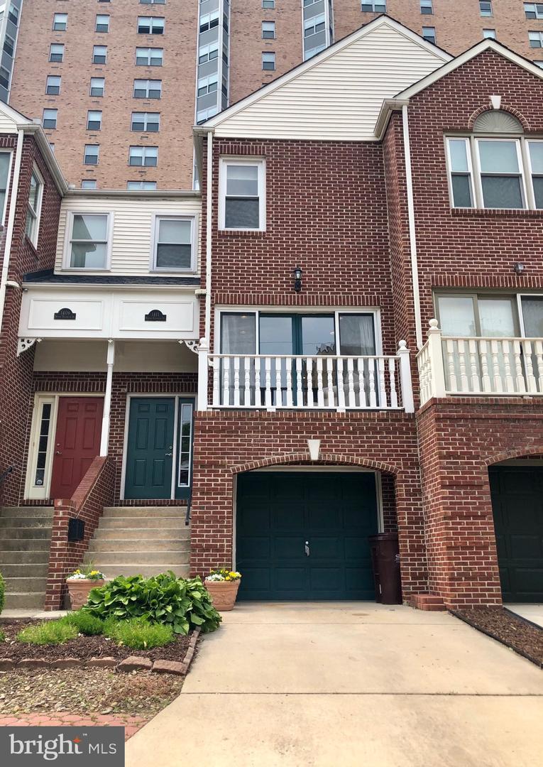 1411 Franklin Street - Photo 1