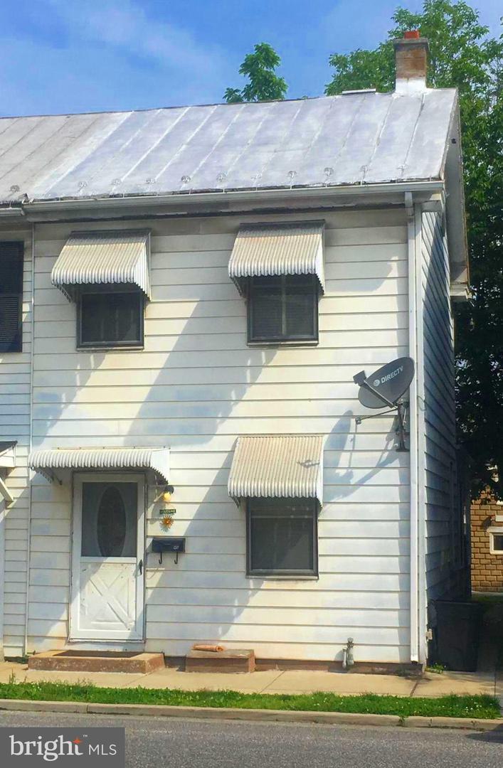 46 Simpson Street - Photo 1