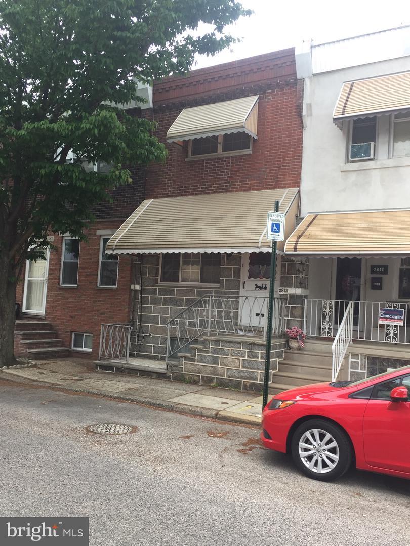 2812 Sydenham Street - Photo 1