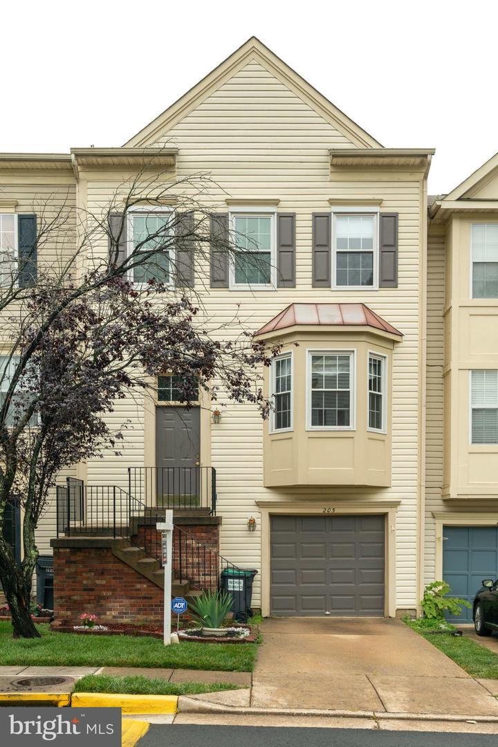 205 Park Cove Drive - Photo 1