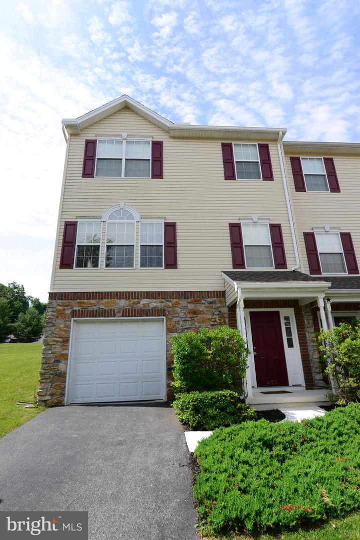 455 Madison Drive - Photo 1
