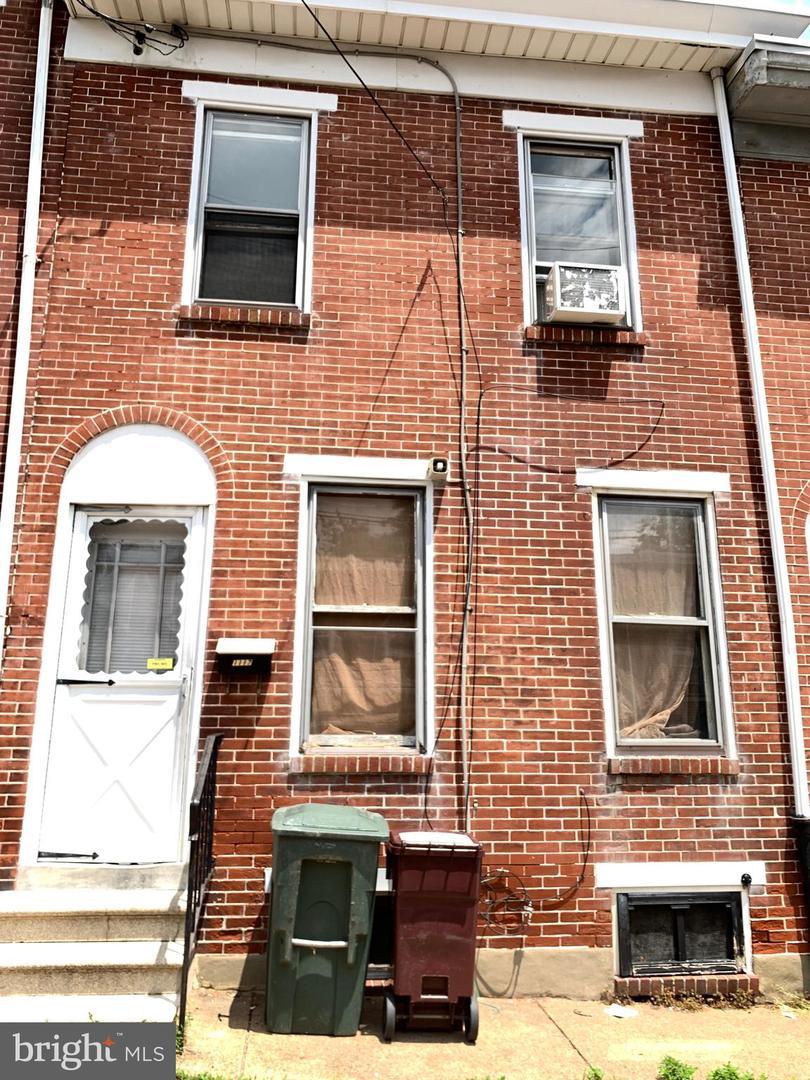 1117 Chestnut Street - Photo 1