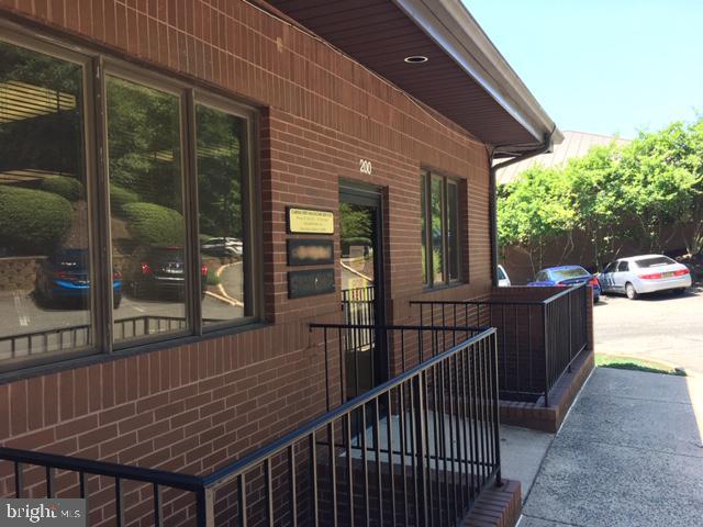 2200 Opitz Boulevard - Photo 1