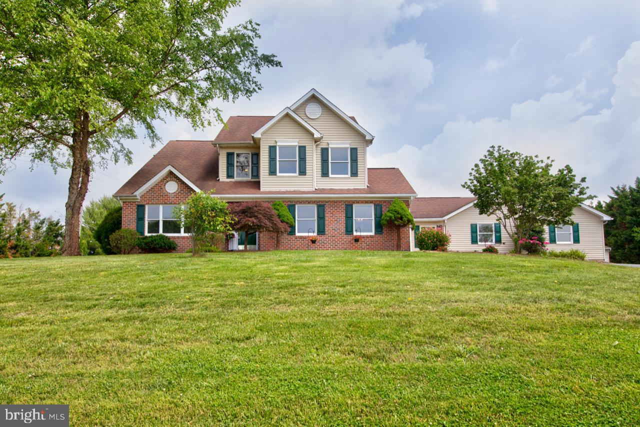 405 Chestnut Hill Road - Photo 1