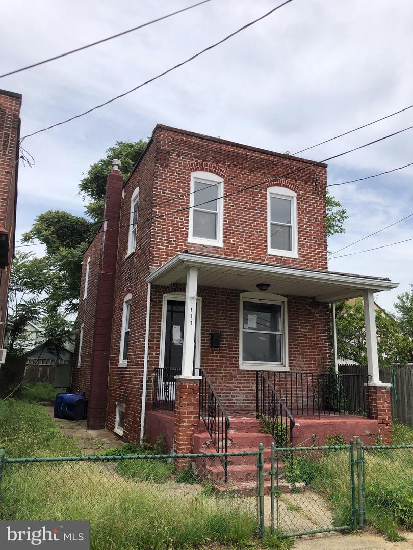 111 Adams Street - Photo 1