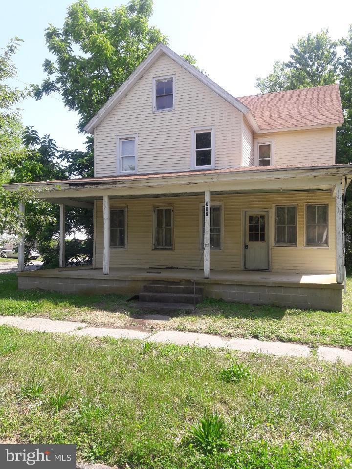 300-302 Maple Avenue - Photo 1 300-302 Maple Avenue - Photo 1