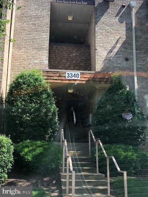 3340 Huntley Square Drive - Photo 1