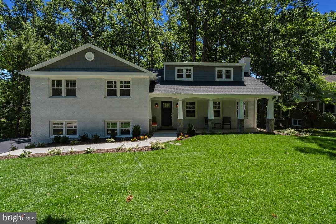 9107 Volunteer Drive - Photo 1