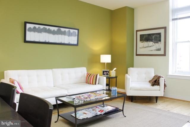 111 15TH Street - Photo 1