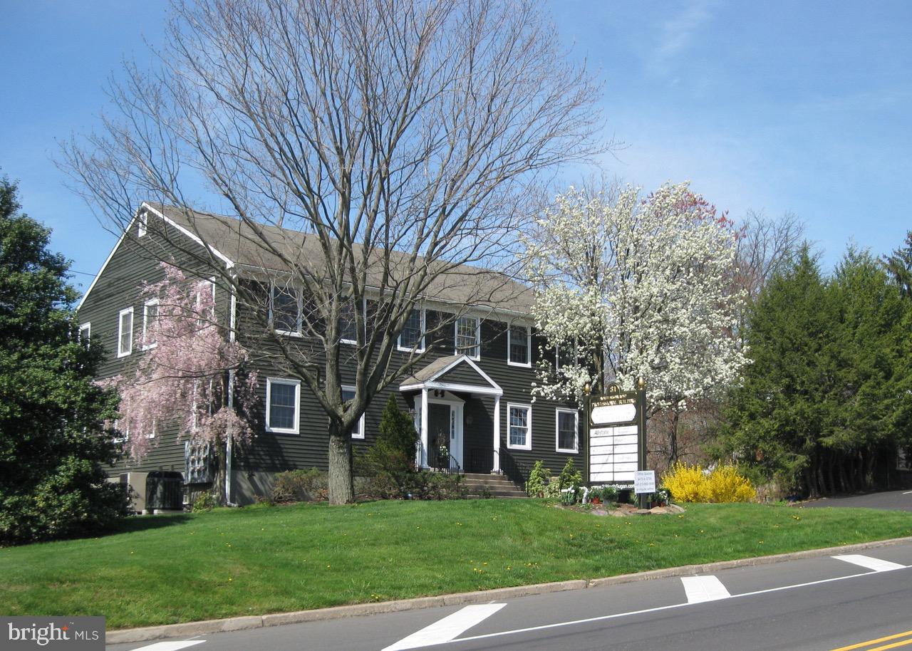 31 Sugan Road - Photo 1