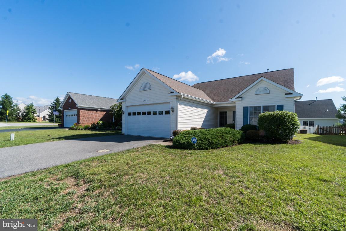 6911 Castleton Drive - Photo 1