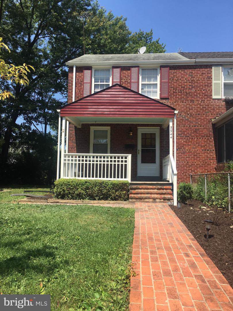 5944 Williamsburg Road - Photo 1