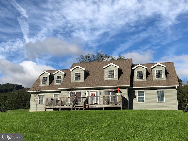 233 Creekside Drive - Photo 1