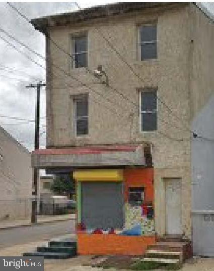 2400 Howard Street - Photo 1