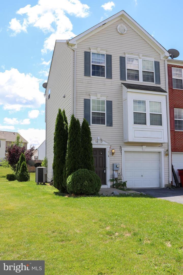 726 Prentiss Point - Photo 1