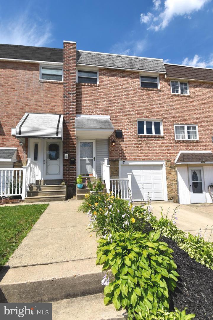 3538 Nottingham Lane - Photo 1