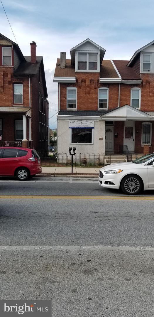 117 4TH Street - Photo 1