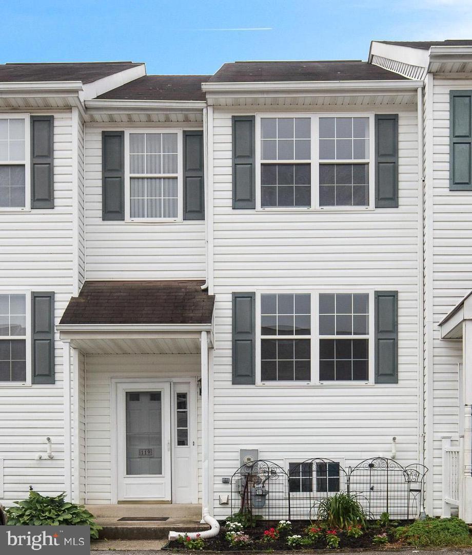 119 Wimbledon Court - Photo 1