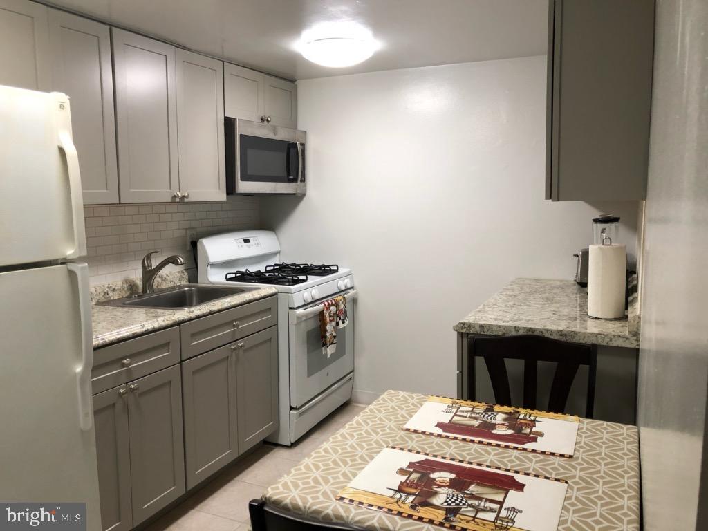4261 Americana Drive - Photo 1