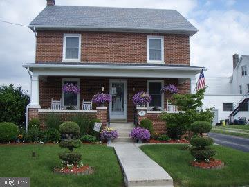 423 South Street - Photo 1