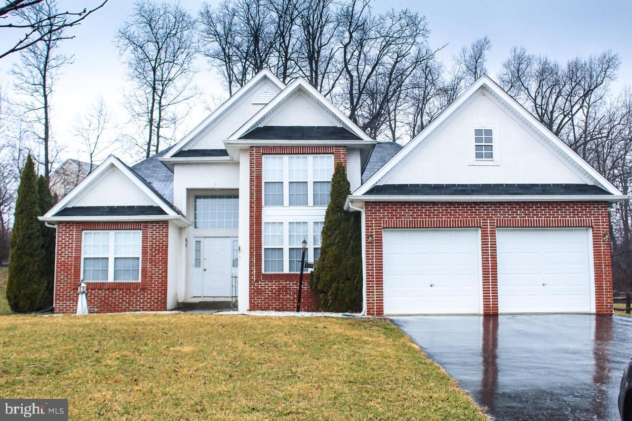115 Durham Drive - Photo 1