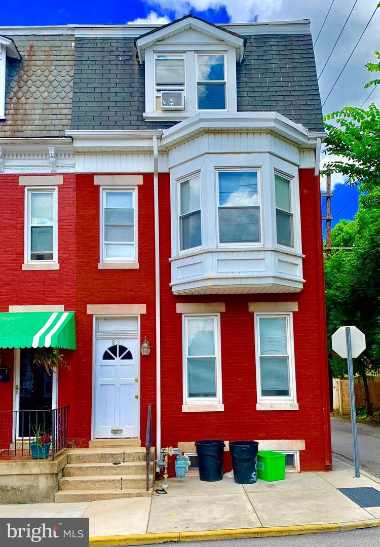 831 Beaver Street - Photo 1