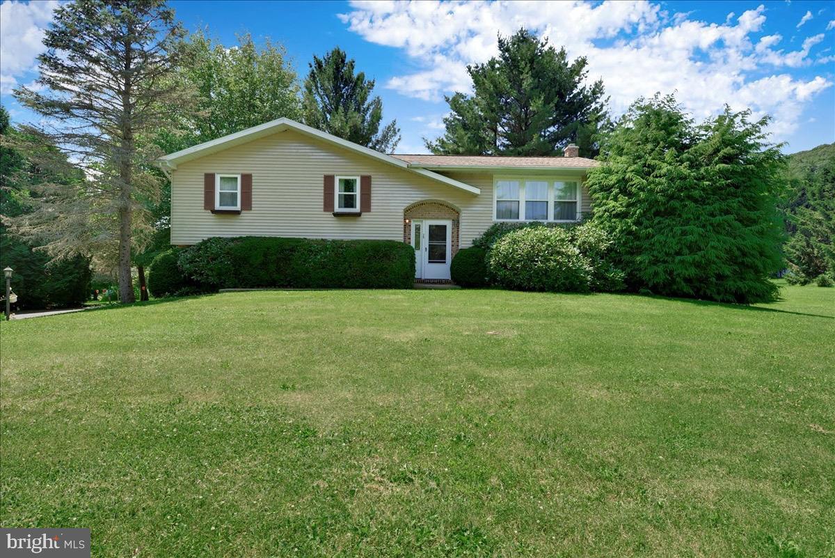 15 Circle Drive - Photo 1